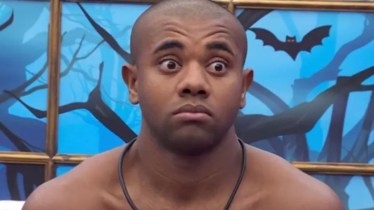 Davi Brito Troca de Assessoria em Meio à Crise de Carreira: Sucesso do BBB 24 Agora Luta para se Manter Relevante