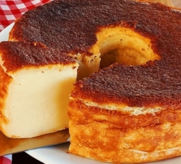 Como Fazer um Bolo de Leite que Encanta Todos os Paladares