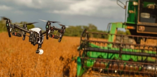 Maquinários na Roça: A Tecnologia Transformando a Agricultura